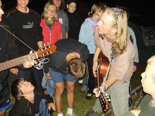 Brnkni mi tam, prosím,